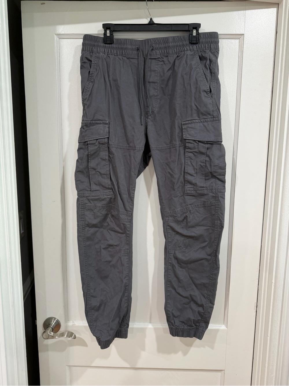 H&M Gray Men's Cargo Joggers with Elastic Waist